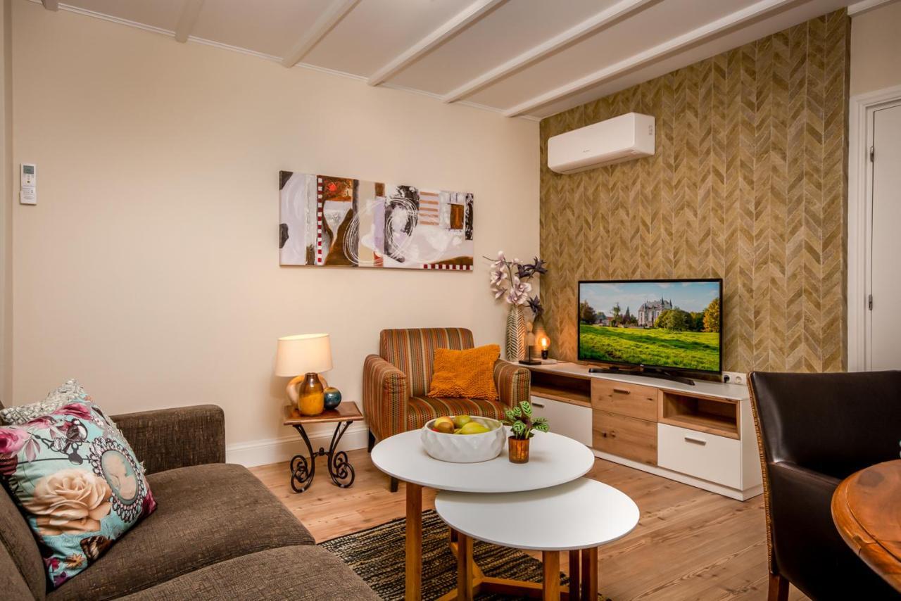 Aparthotel Ons אפן מראה חיצוני תמונה